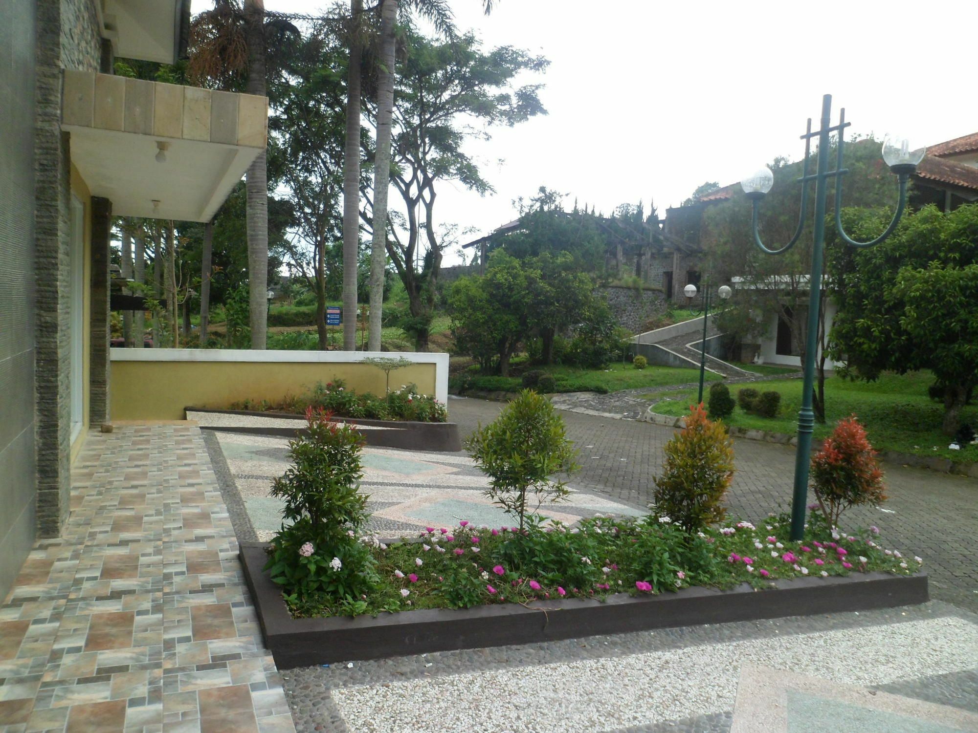 Villa Bukit Danau Cipanas  Exterior foto