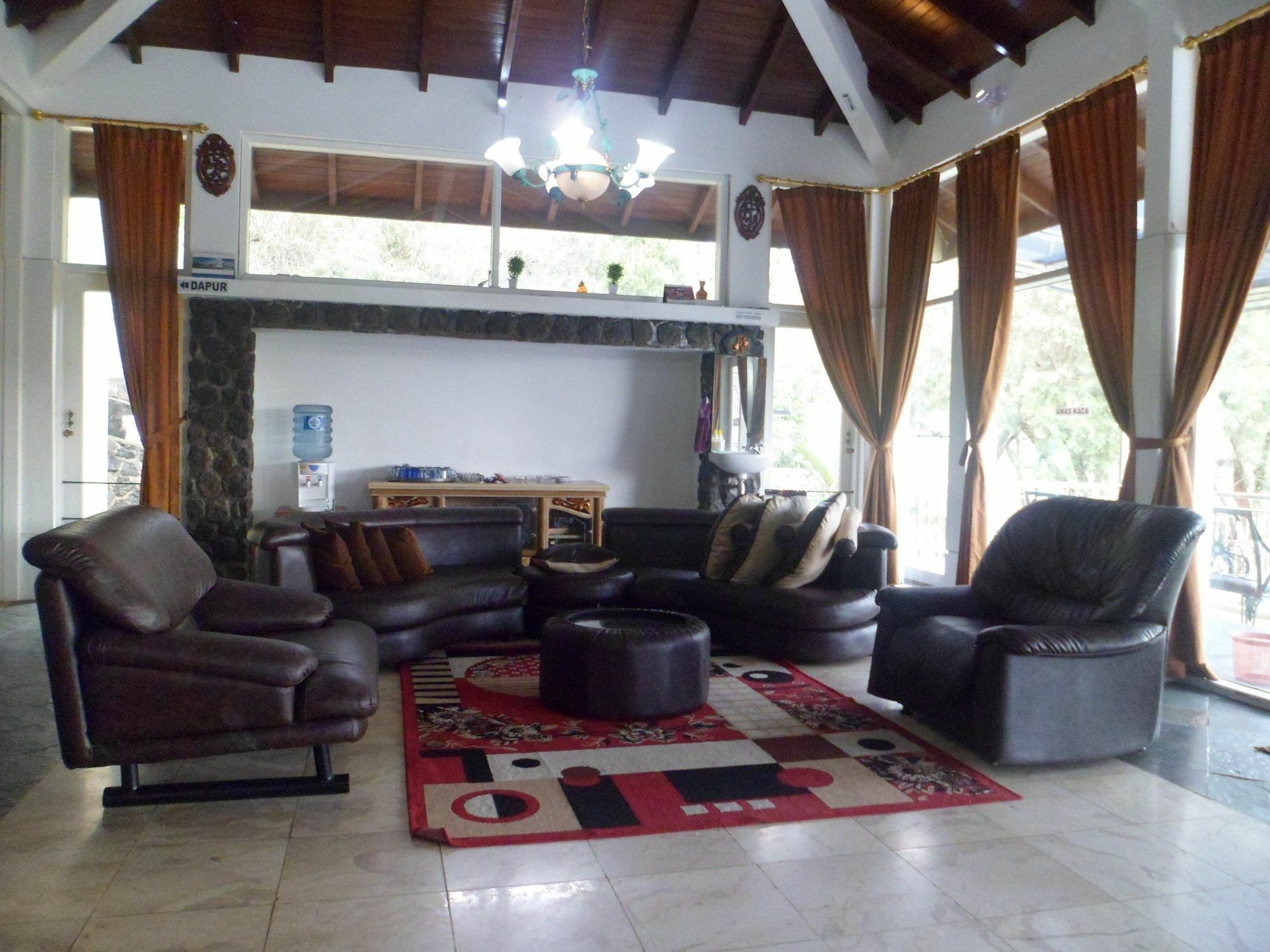 Villa Bukit Danau Cipanas  Exterior foto